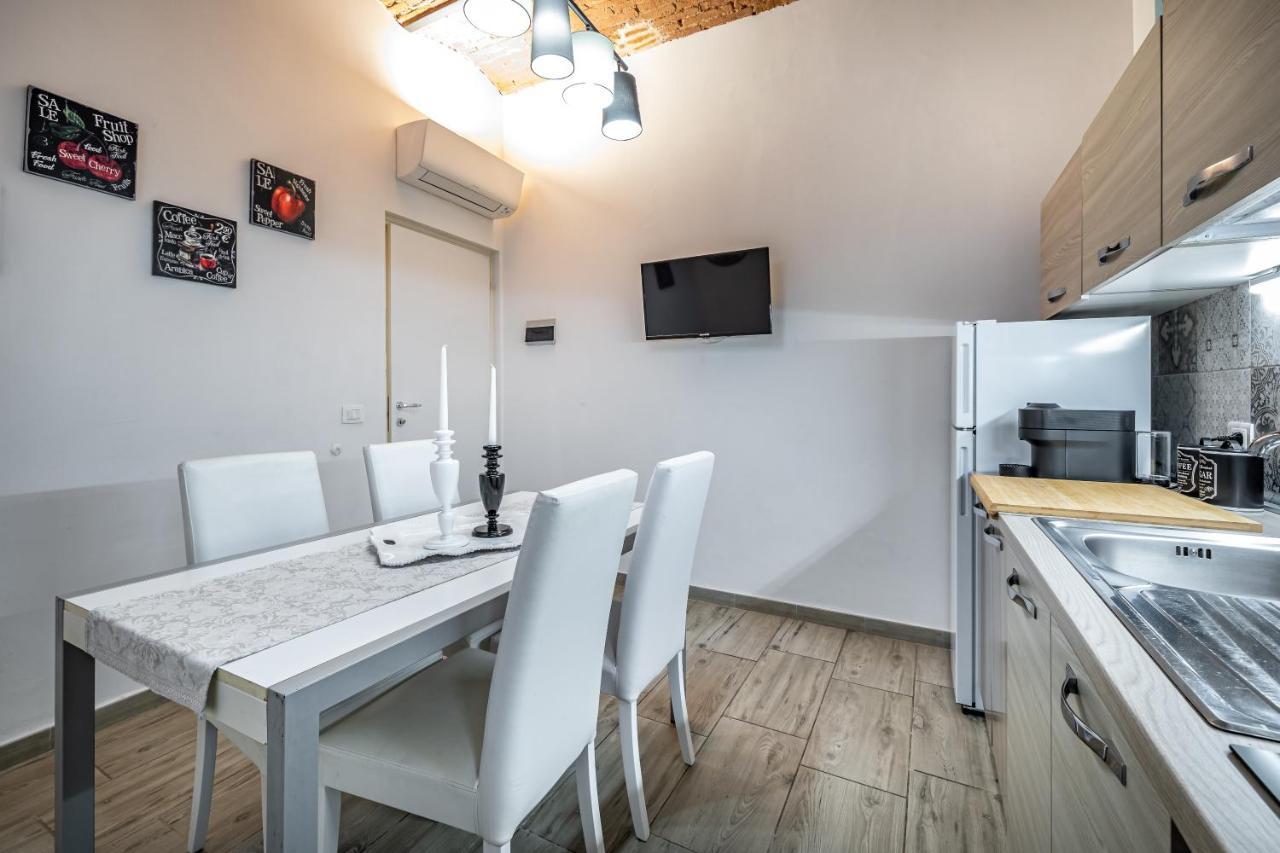 Mf Home Design Florence Luaran gambar